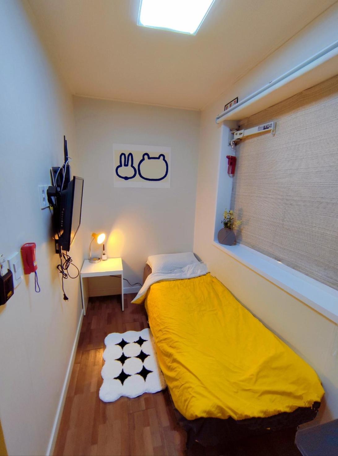 24 Guesthouse Sinchon Avenue Seul Zewnętrze zdjęcie